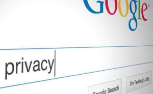 Google denunciato dai consumatori: accusato di aver rivisto le regole sulla privacy