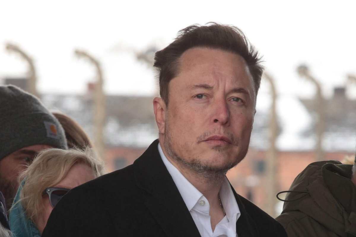 elon musk decisione