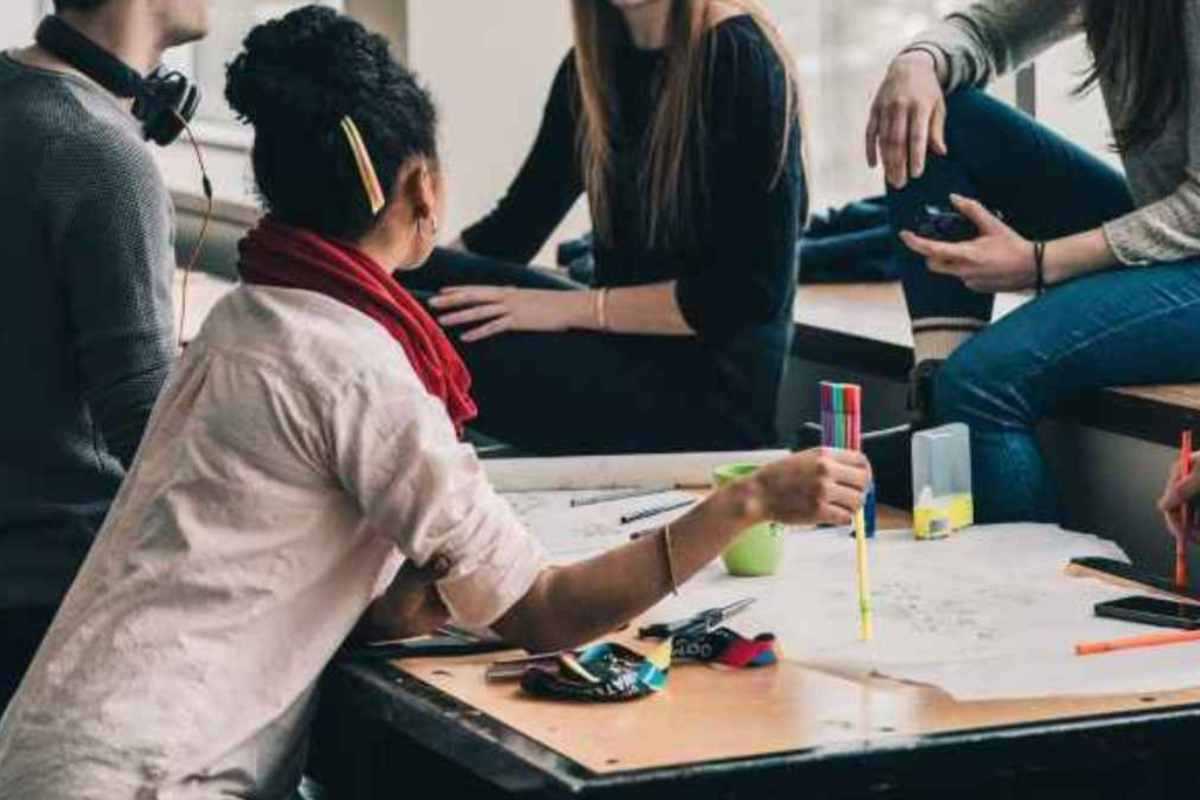 Studenti a scuola