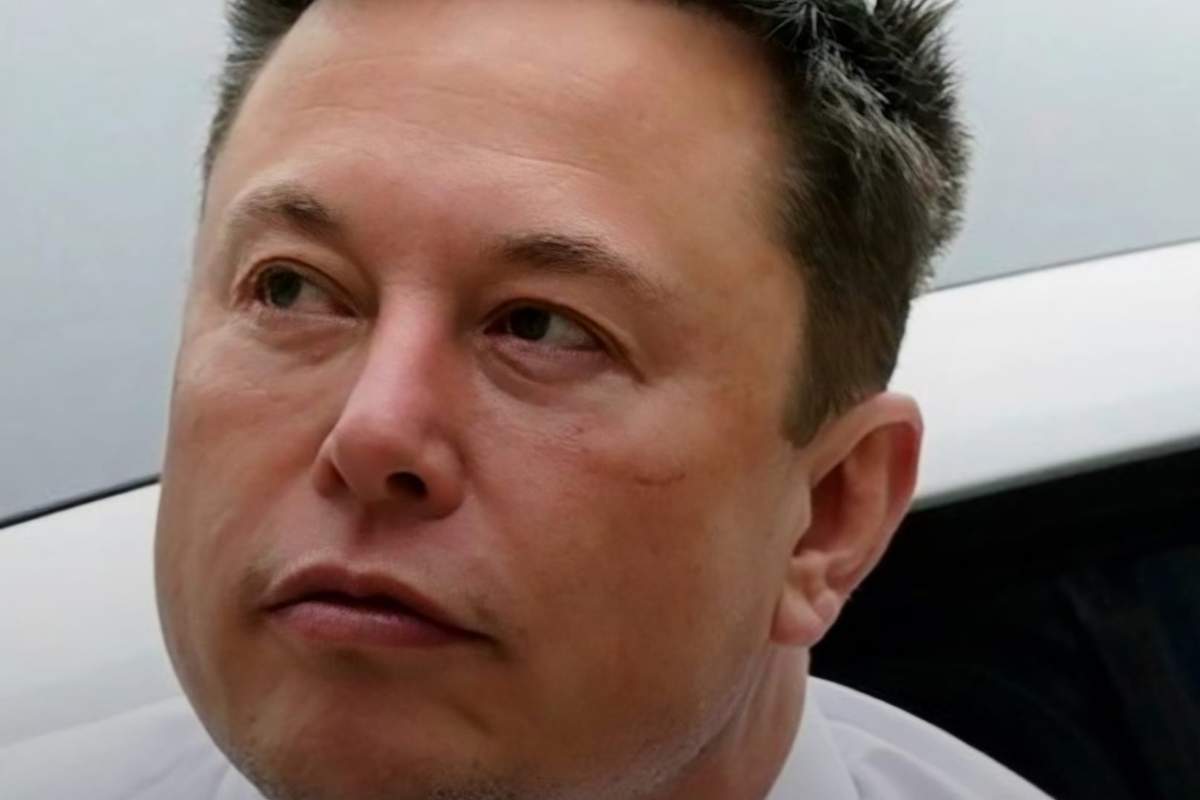 Mossa sorprendente Elon Musk